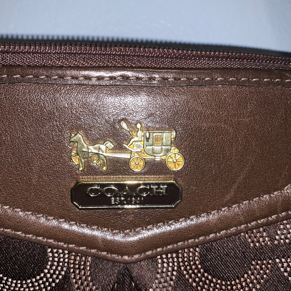 Coach Crossbody - Picture 4 of 6